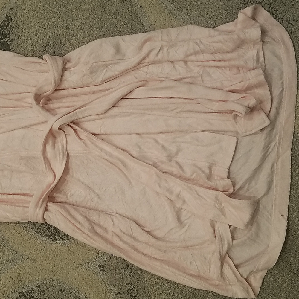 Natori Bath Robe - Picture 4 of 11